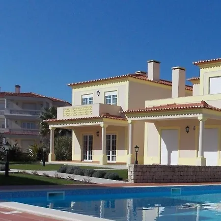 Apartment Beach Pool Golf Silver Coast H4u Amoreira (Leiria)
